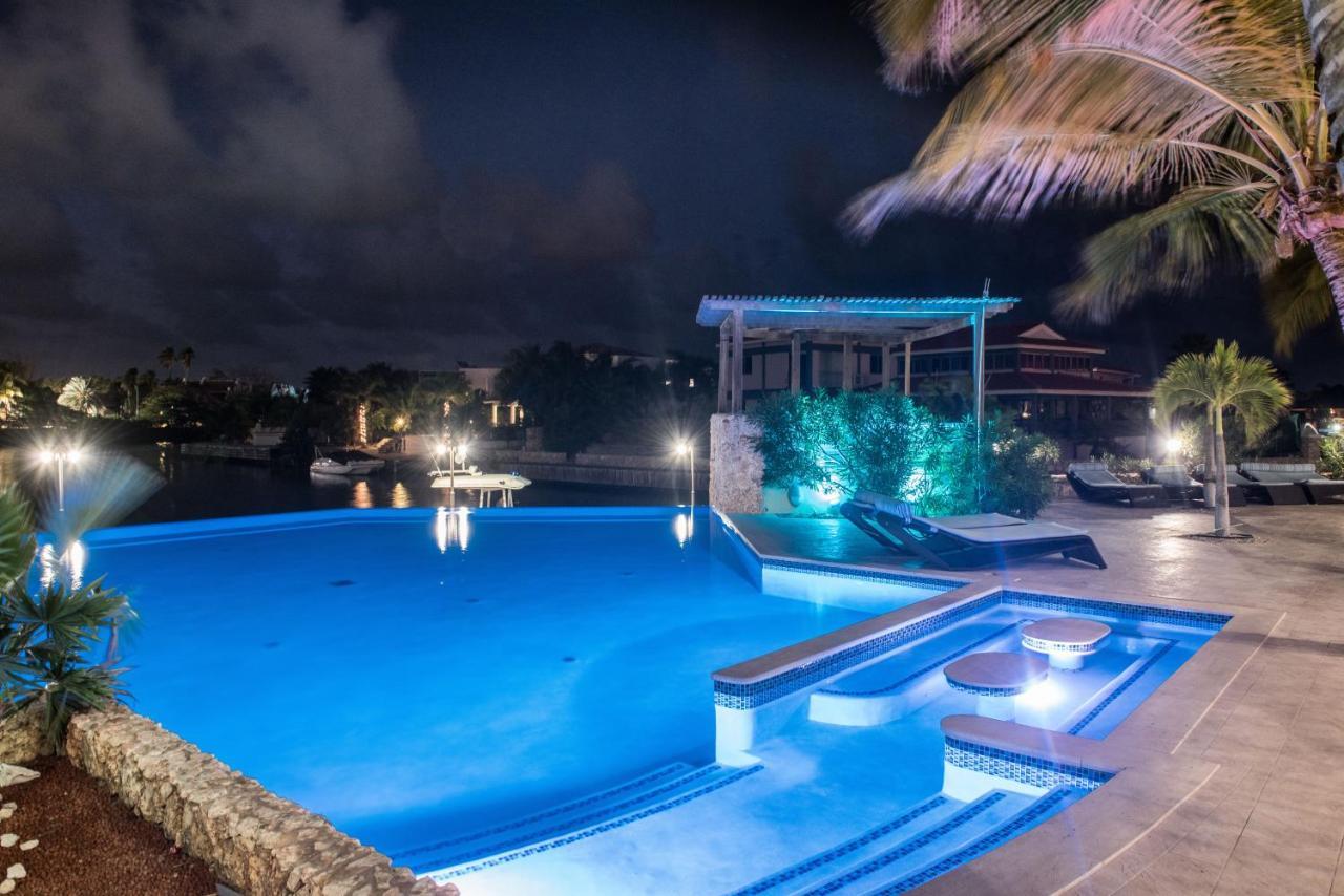 Aparthotel Bella Breeze Bonaire Playa Exterior foto