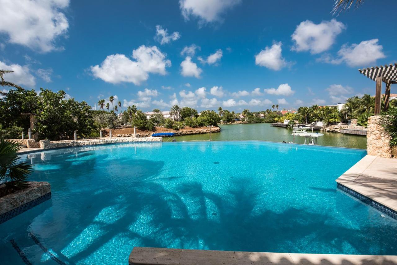 Aparthotel Bella Breeze Bonaire Playa Exterior foto
